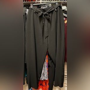 NYCC black dress pants (XL)